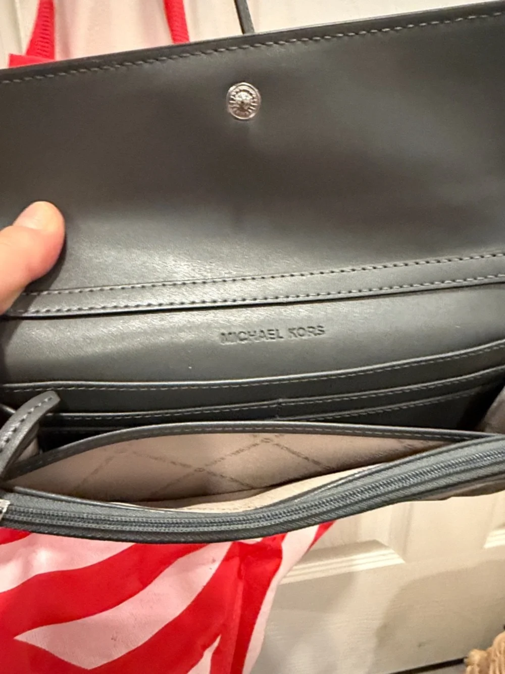 Michael Kors compact michael